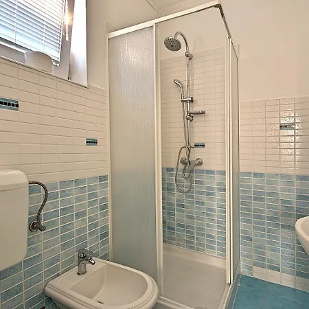 Nika 6 In Der Residenz Mit Pool Und Whirlpool In Strandnaehe דירה