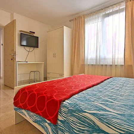דירה Nika 6 In Der Residenz Mit Pool Und Whirlpool In Strandnaehe
